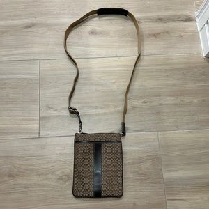 Crossbody coach bag with classic C pattern
